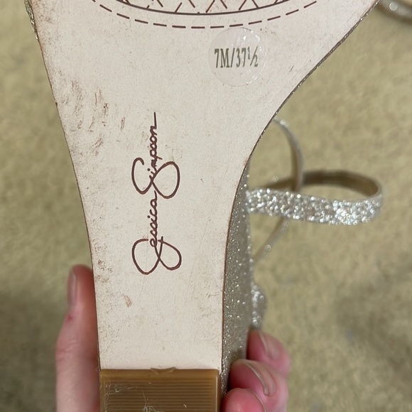 Jessica Simpson gold/sparkly wedges - Picture 2 of 3